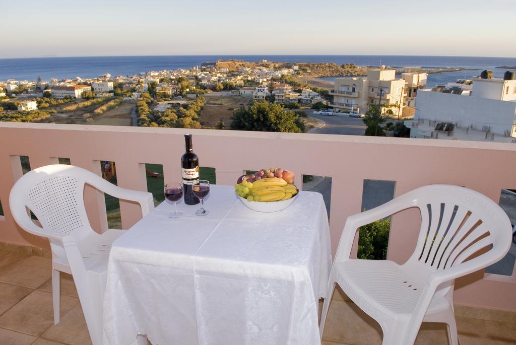 Margarita Αpartments Sea View Apartment Palaiochora Exterior photo